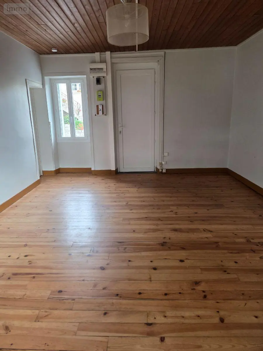 Maison a vendre Mayenne 53100 Mayenne 53 62 m2 3 pièces 105000 euros 53075/FC 32 005