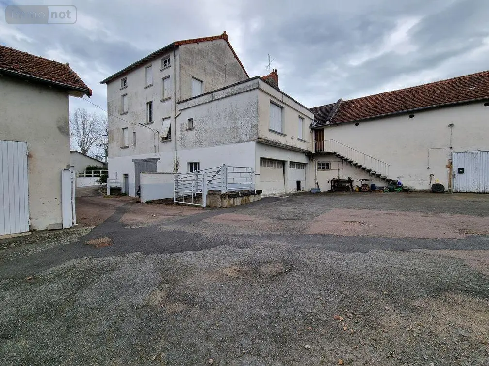 Propriete a vendre Marcigny 71110 Saône-et-Loire 71 448 m2 14 pièces 240000 euros 20369 007