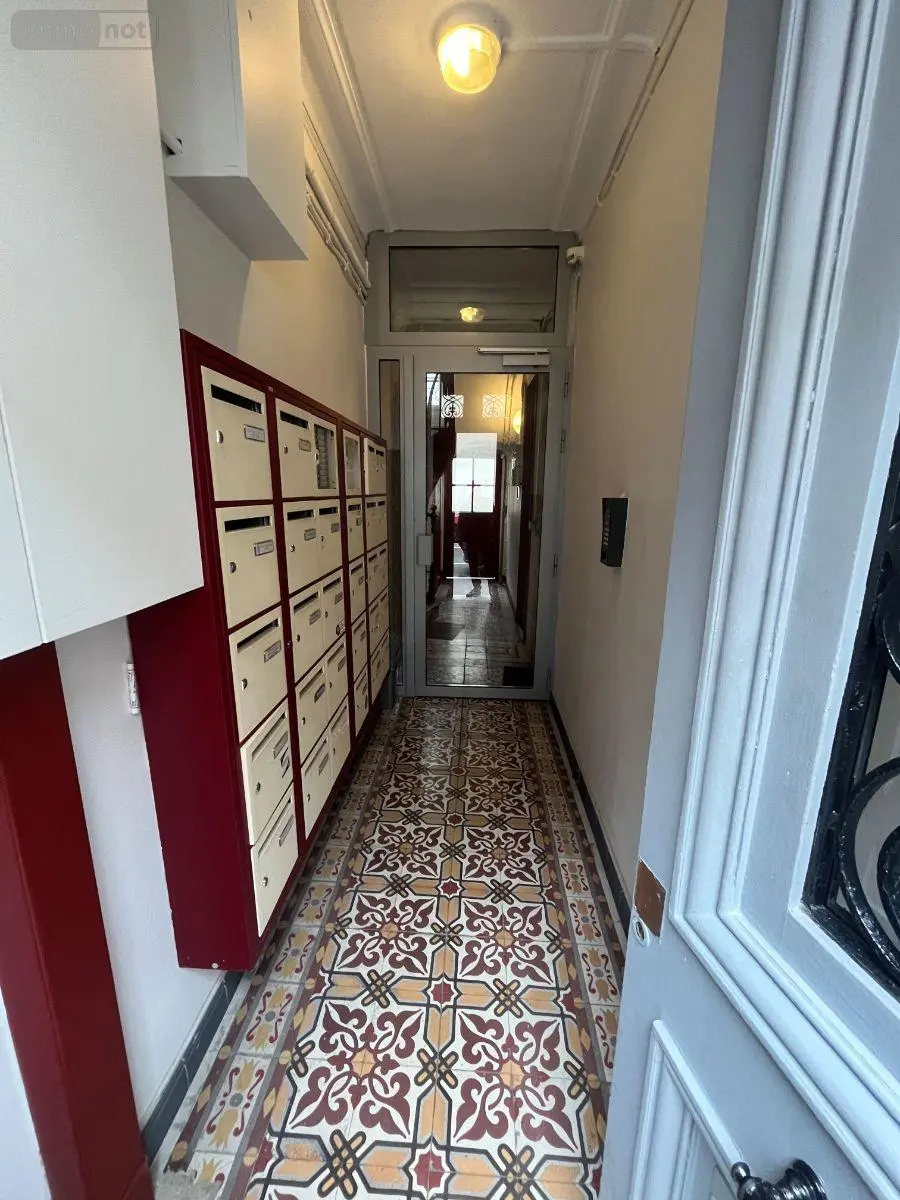 Appartement a vendre Paris 18e Arrondissement 75018 Paris 75 39 m2 3 pièces 215250 euros 7503977 006