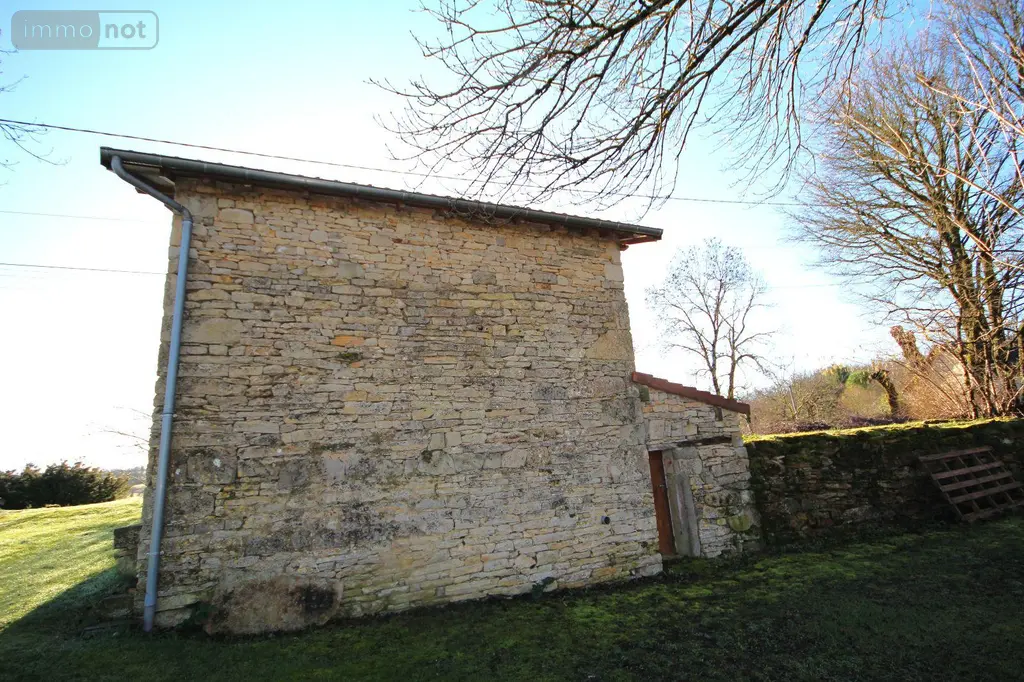 Immeuble de rapport a vendre Vailhourles 12200 Aveyron 12 21 m2 1 pièce 43360 euros 3206 1 013