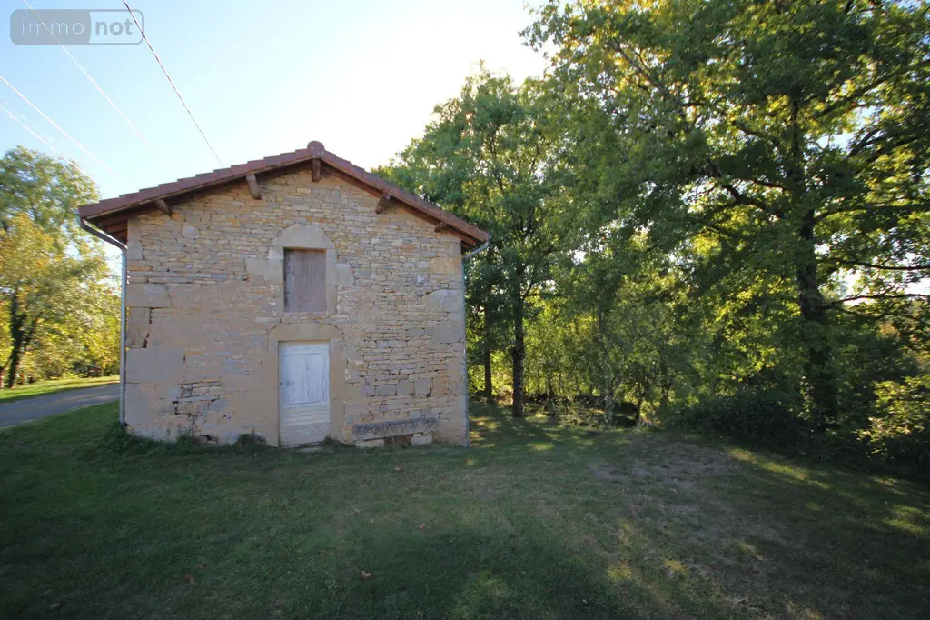 Immeuble de rapport a vendre Vailhourles 12200 Aveyron 12 21 m2 1 pièce 43360 euros 3206 1 001