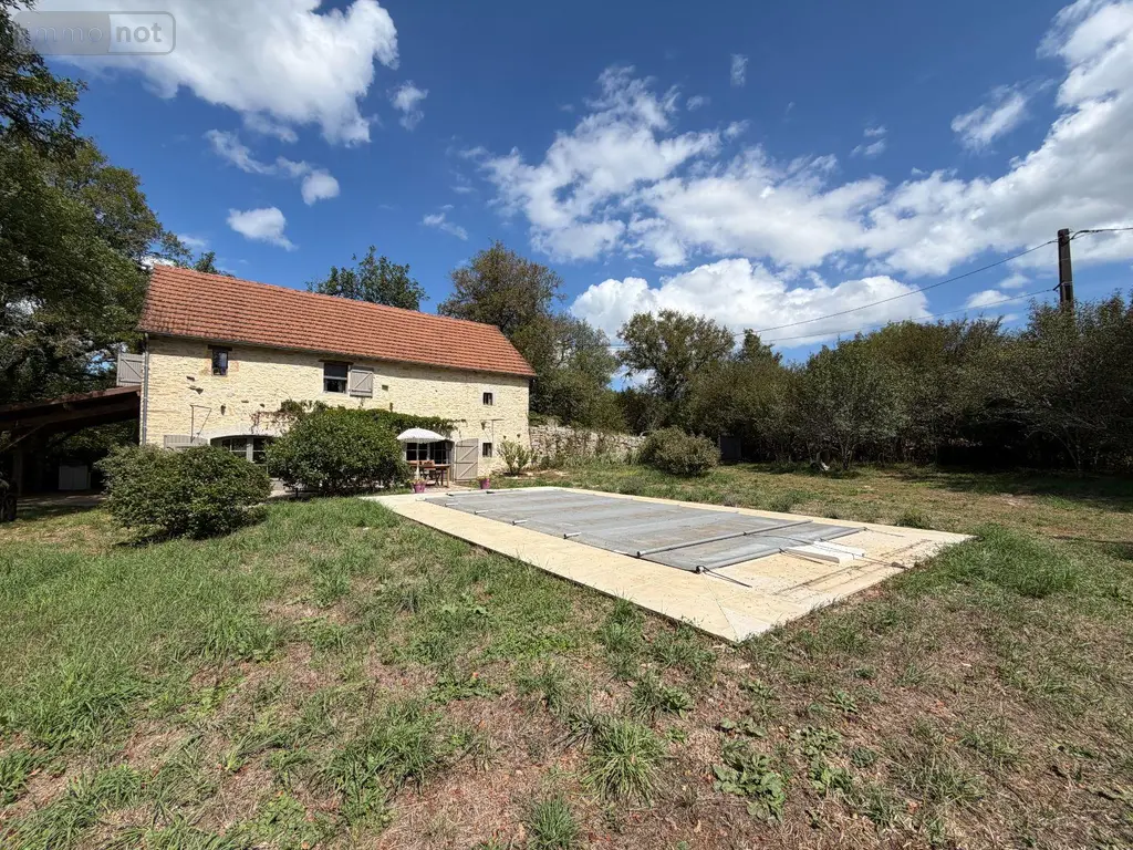 Maison a vendre Livernon 46320 Lot 46 102 m2 2 pièces 241200 euros 46030/MAIS/594 013