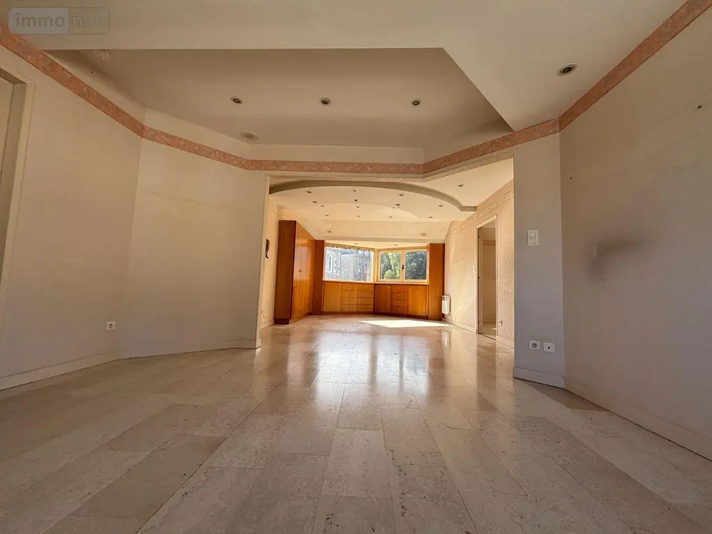 Location appartement Fougères 35300 Ille-et-Vilaine 35 108 m2 5 pièces 840 euros 1393 003