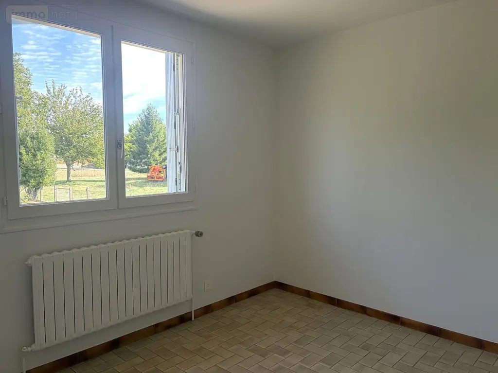 Location maison Thiville 28200 Eure-et-Loir 28 193 m2 7 pièces 875 euros JR/1023 004