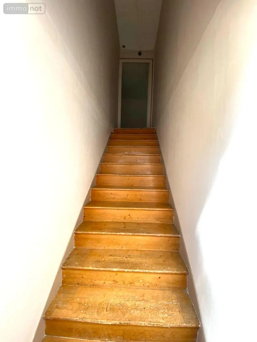 Fonds et murs commerciaux a vendre Montchanin 71210 Saône-et-Loire 71 160 m2 8 pièces 74150 euros 13744/338 007