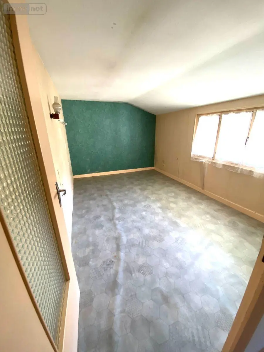 Fonds et murs commerciaux a vendre Montchanin 71210 Saône-et-Loire 71 160 m2 8 pièces 74150 euros 13744/338 009