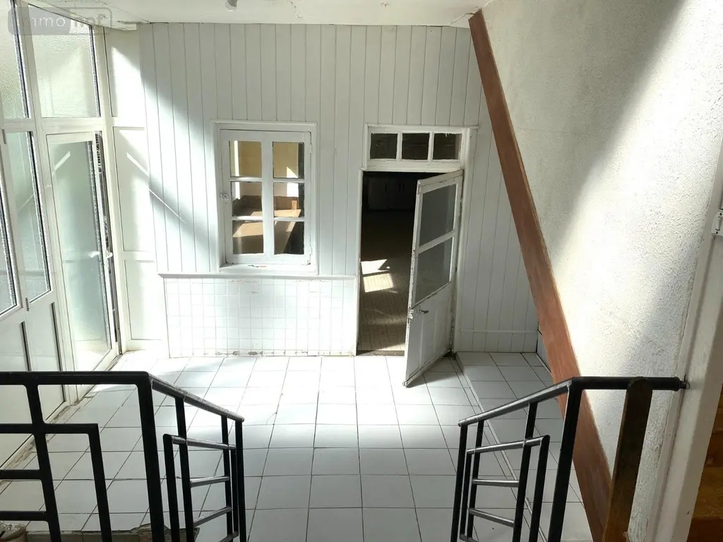 Fonds et murs commerciaux a vendre Montchanin 71210 Saône-et-Loire 71 160 m2 8 pièces 74150 euros 13744/338 012