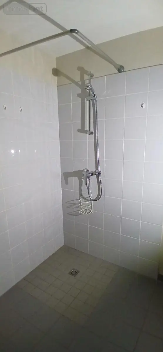 Location appartement Troyes 10000 Aube 10 23 m2 1 pièce 420 euros 10376/1299 007