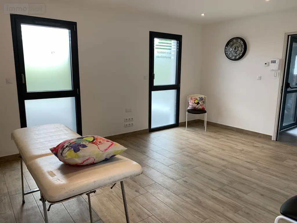 Location fonds et murs commerciaux Méteren 59270 Nord 59 19 m2 1 pièce 630 euros FLOCM643 004