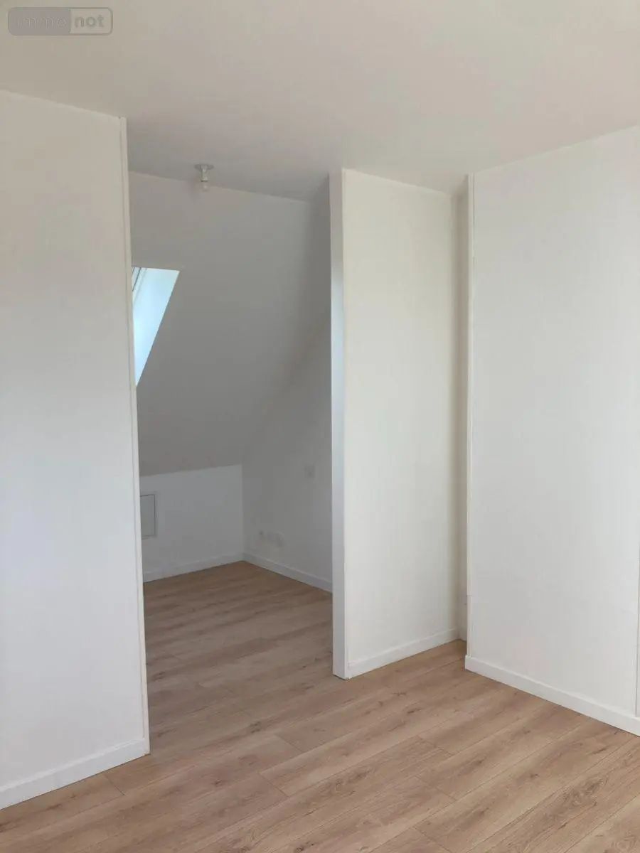 Location maison Romillé 35850 Ille-et-Vilaine 35 104 m2 6 pièces 1090 euros 050/184 015