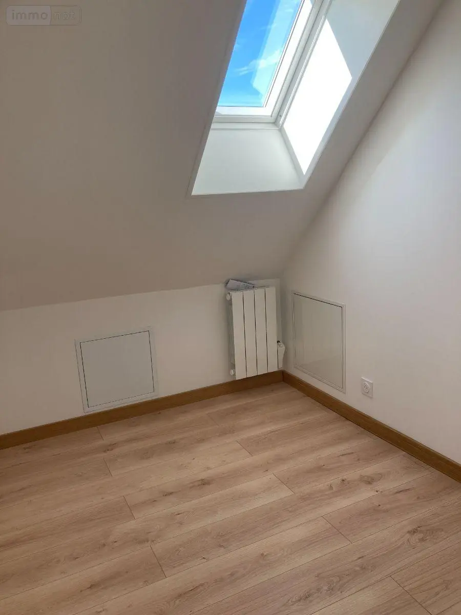 Location maison Romillé 35850 Ille-et-Vilaine 35 104 m2 6 pièces 1090 euros 050/184 016