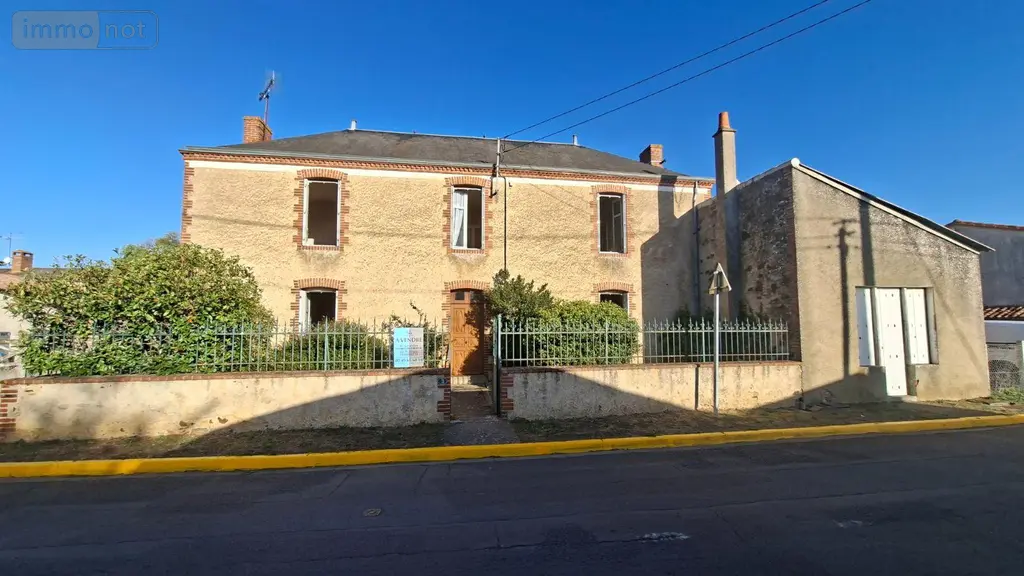 Maison a vendre Genneton 79150 Deux-Sèvres 79 150 m2 5 pièces 93240 euros AGM 140* 001