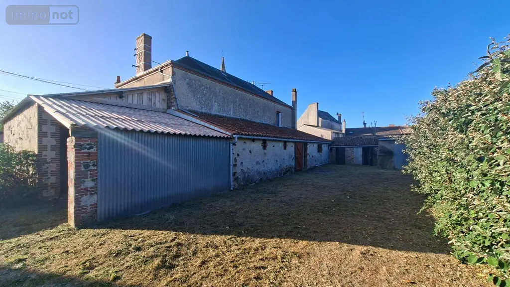 Maison a vendre Genneton 79150 Deux-Sèvres 79 150 m2 5 pièces 93240 euros AGM 140* 010