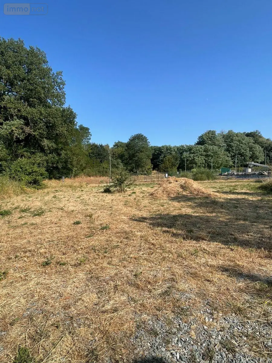 Fonds et murs commerciaux a vendre Nogent-le-Rotrou 28400 Eure-et-Loir 28 262500 euros 260801 009