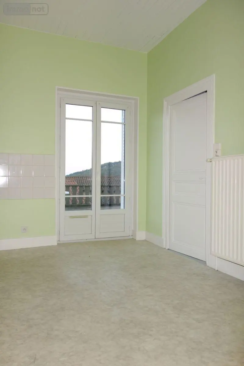 Location maison Vergisson 71960 Saône-et-Loire 71 117 m2 4 pièces 750 euros LC 517 004