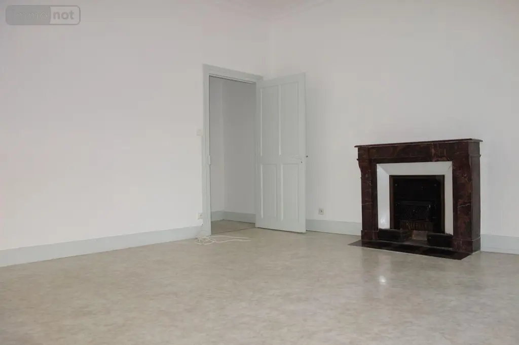 Location maison Vergisson 71960 Saône-et-Loire 71 117 m2 4 pièces 750 euros LC 517 005