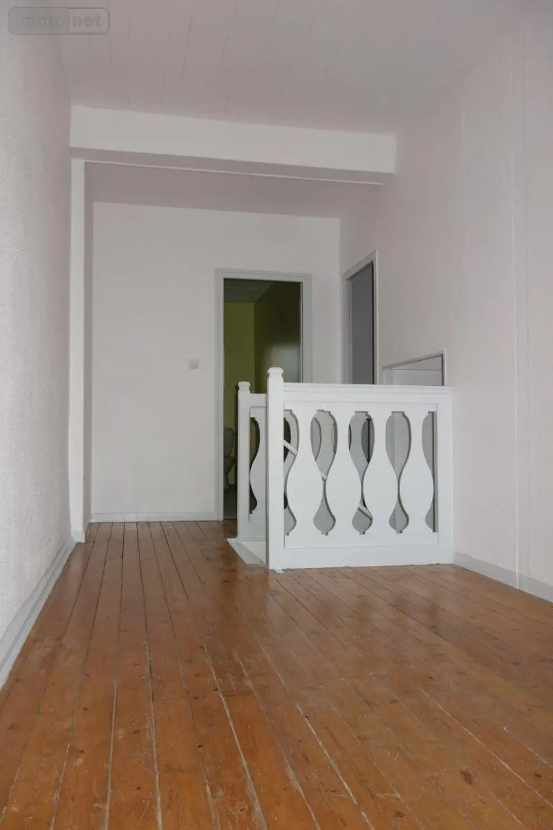 Location maison Vergisson 71960 Saône-et-Loire 71 117 m2 4 pièces 750 euros LC 517 007