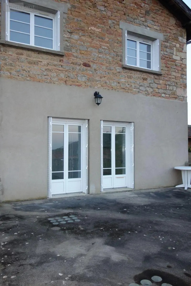 Location maison Vergisson 71960 Saône-et-Loire 71 117 m2 4 pièces 750 euros LC 517 013