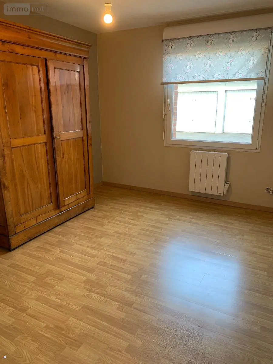 Location appartement Bailleul 59270 Nord 59 80 m2 3 pièces 815 euros FLOCB554 007