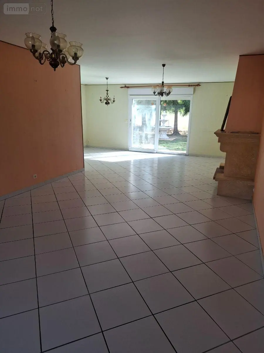 Maison a vendre La Chapelle-d'Angillon 18380 Cher 18 148 m2 5 pièces 159900 euros 18016/2239 005