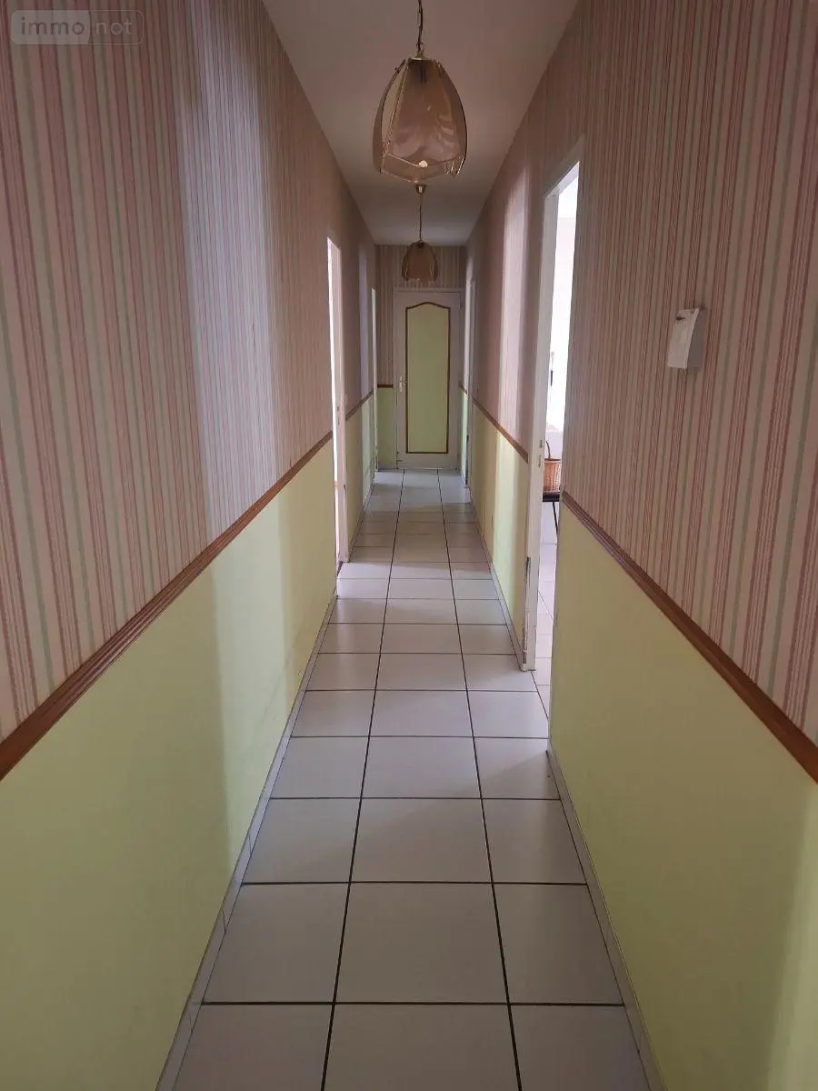 Maison a vendre La Chapelle-d'Angillon 18380 Cher 18 148 m2 5 pièces 159900 euros 18016/2239 011
