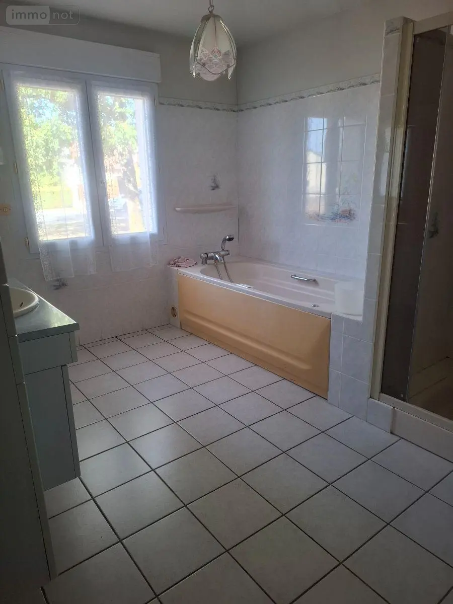 Maison a vendre La Chapelle-d'Angillon 18380 Cher 18 148 m2 5 pièces 159900 euros 18016/2239 013