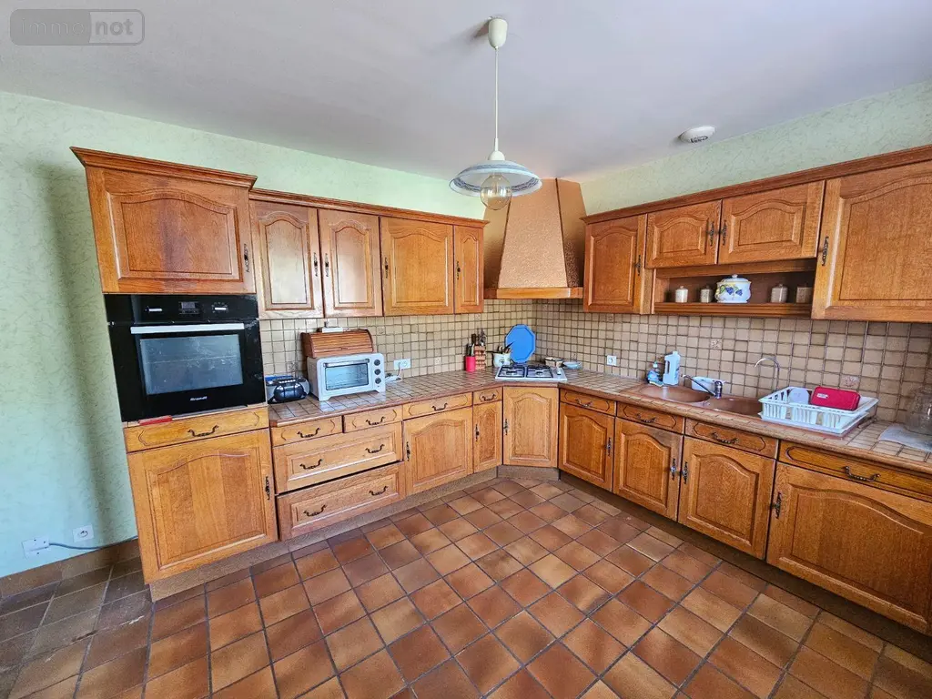 Maison a vendre Mehun-sur-Yèvre 18500 Cher 18 120 m2 5 pièces 209600 euros 142608M 003