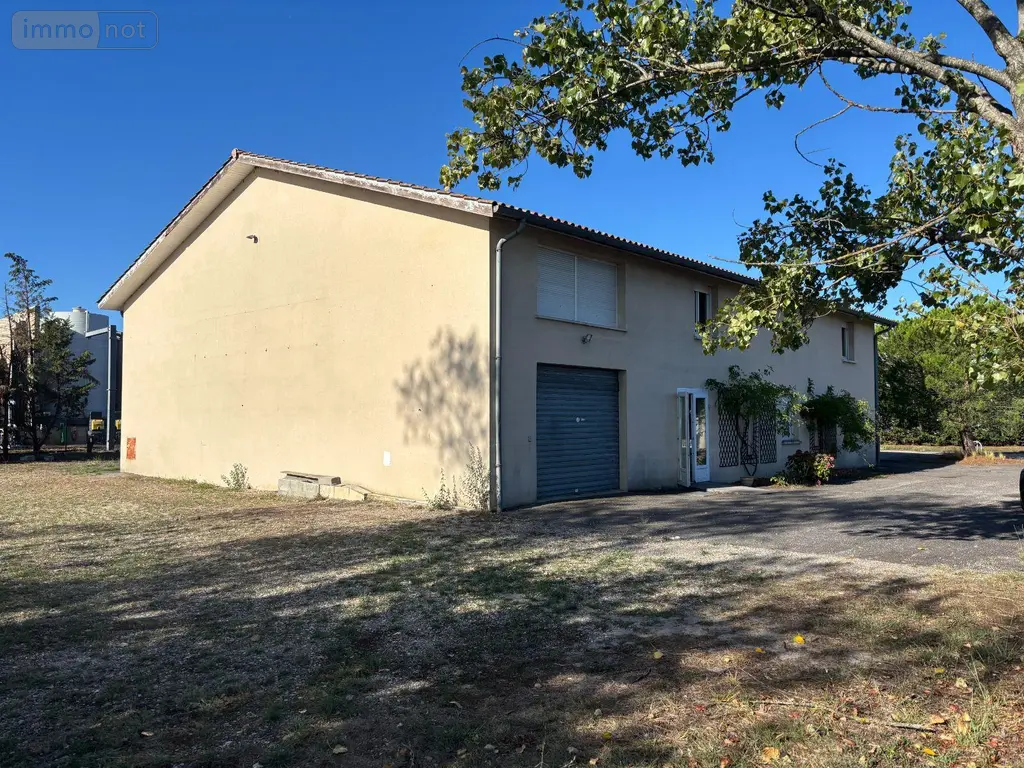 Fonds et murs commerciaux a vendre Blanquefort 33290 Gironde 33 600 m2 8 pièces 498800 euros 032/1719 001