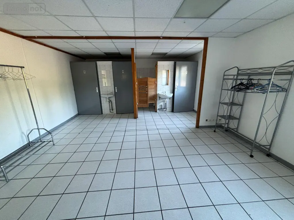 Fonds et murs commerciaux a vendre Blanquefort 33290 Gironde 33 600 m2 8 pièces 498800 euros 032/1719 004
