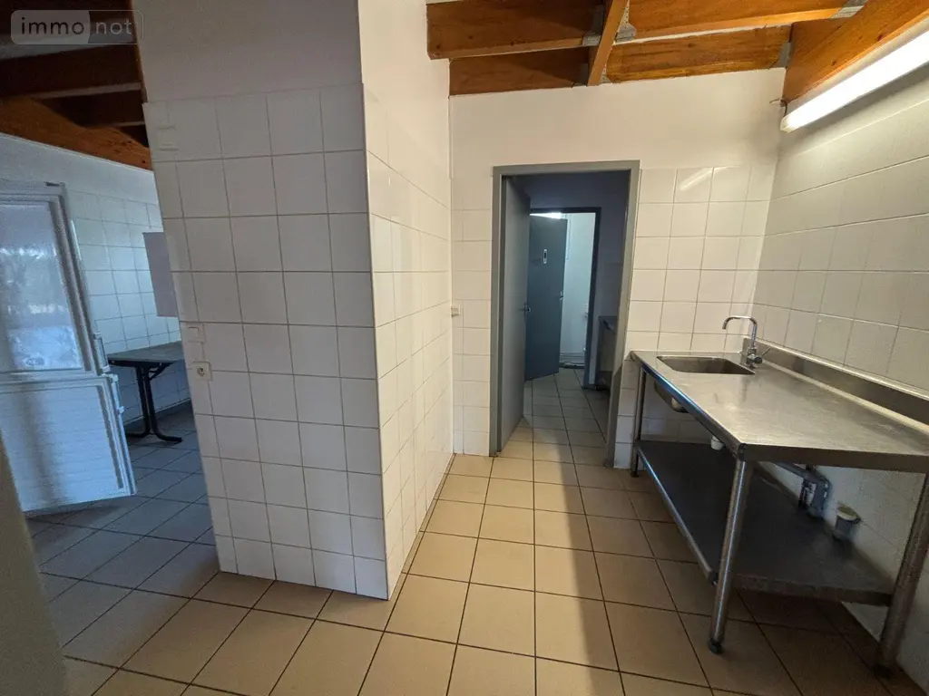 Fonds et murs commerciaux a vendre Blanquefort 33290 Gironde 33 600 m2 8 pièces 498800 euros 032/1719 006