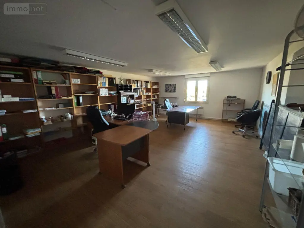 Fonds et murs commerciaux a vendre Blanquefort 33290 Gironde 33 600 m2 8 pièces 498800 euros 032/1719 007