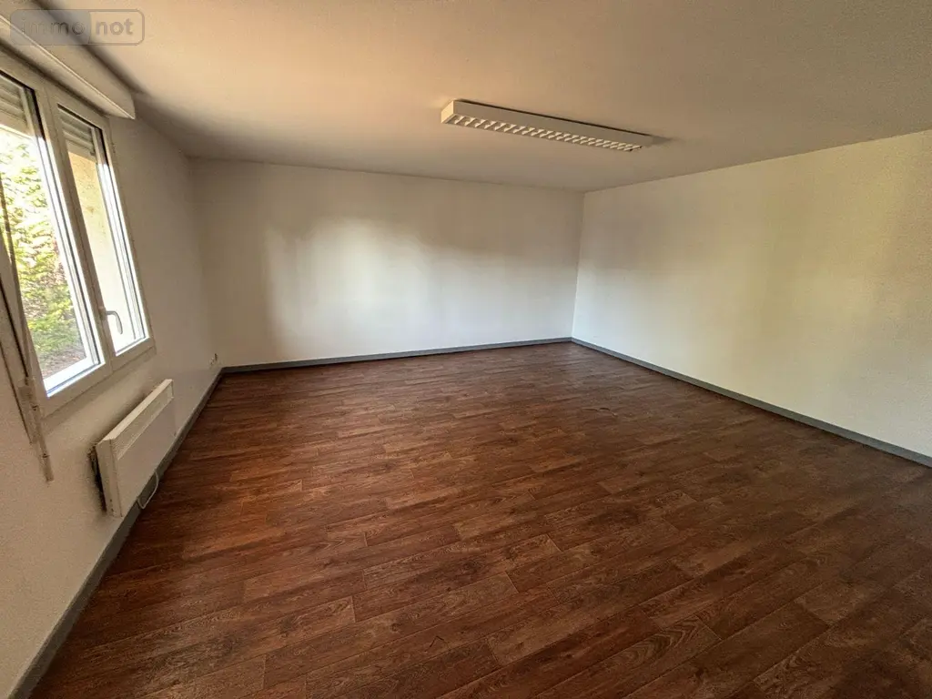 Fonds et murs commerciaux a vendre Blanquefort 33290 Gironde 33 600 m2 8 pièces 498800 euros 032/1719 010
