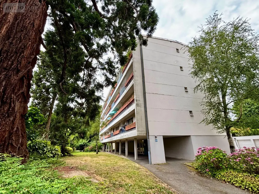 Appartement a vendre Rennes 35000 Ille-et-Vilaine 35 64 m2 256760 euros VR/149 002
