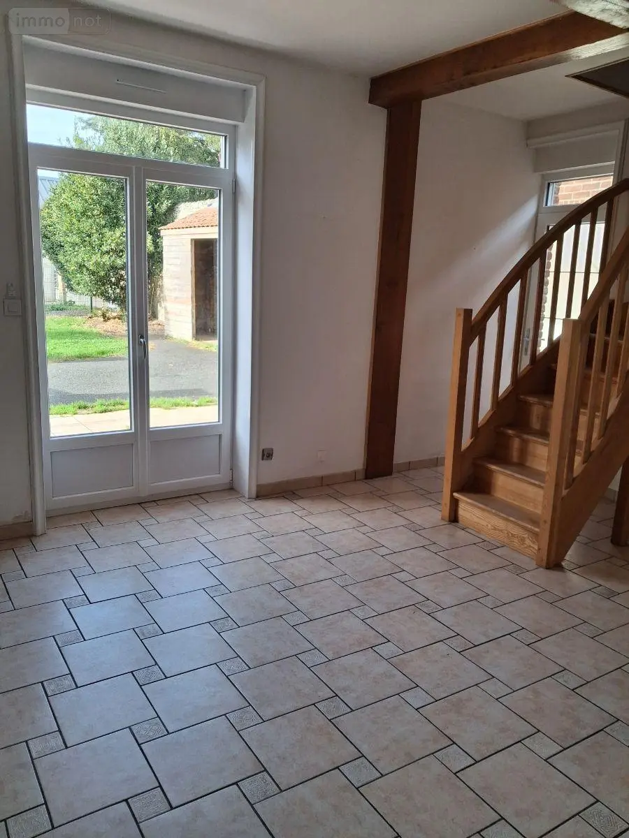 Location maison Saint-Pierre-Brouck 59630 Nord 59 119 m2 7 pièces 910 euros MAIS00854 002