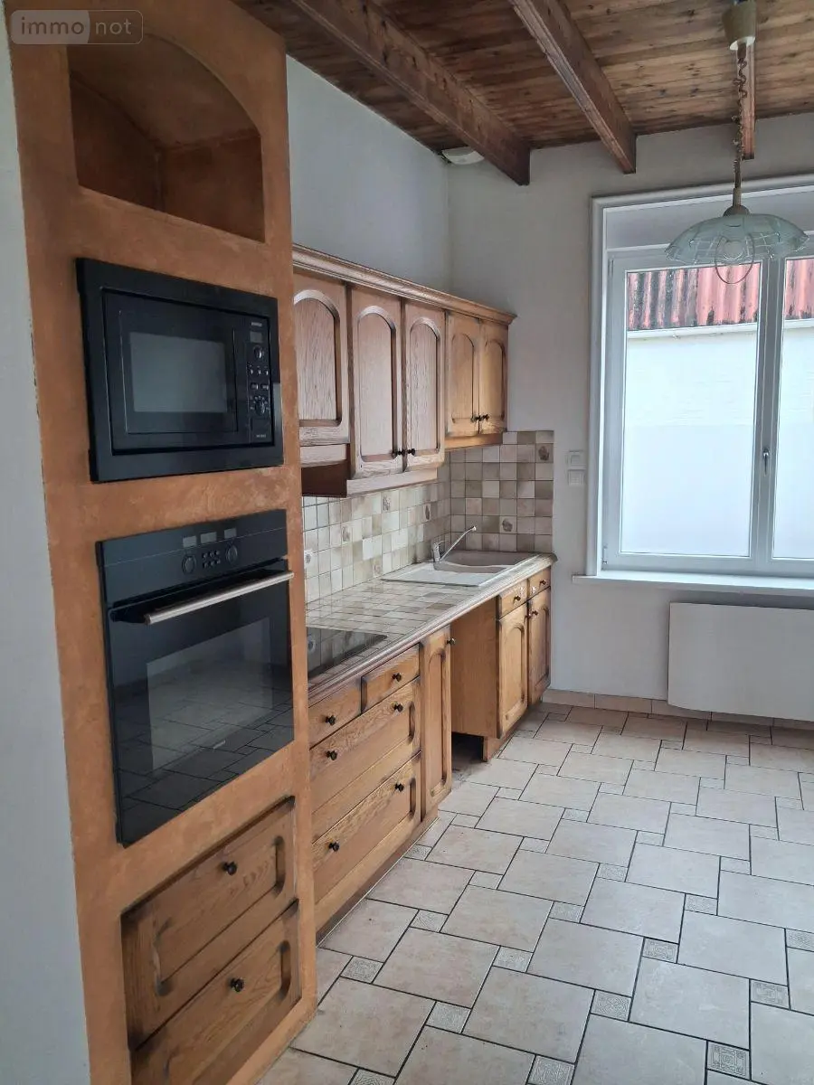 Location maison Saint-Pierre-Brouck 59630 Nord 59 119 m2 7 pièces 910 euros MAIS00854 012