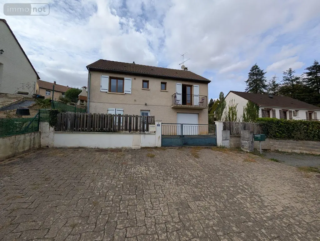 Location maison Bessé-sur-Braye 72310 Sarthe 72 89 m2 5 pièces 605 euros 101/2058 001