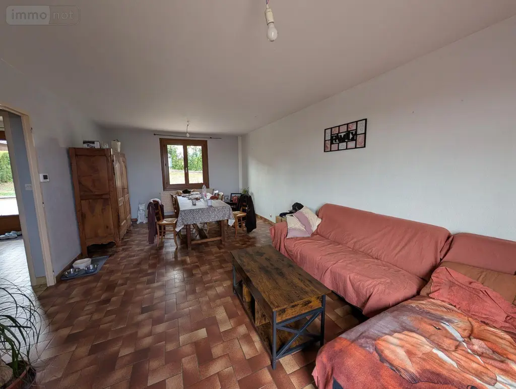Location maison Bessé-sur-Braye 72310 Sarthe 72 89 m2 5 pièces 605 euros 101/2058 002
