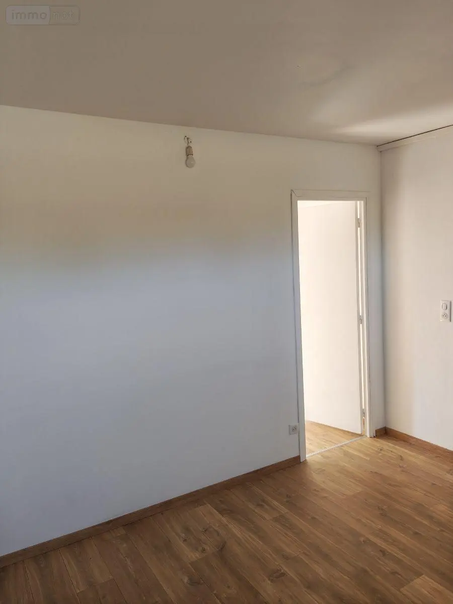 Location appartement Gommegnies 59144 Nord 59 48 m2 3 pièces 550 euros 59058/17 005