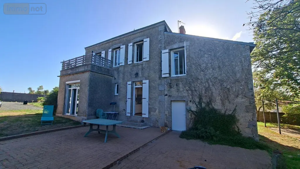 Maison a vendre Saint Maurice Étusson 79150 Deux-Sèvres 79 118 m2 5 pièces 157195 euros AGM109* 011