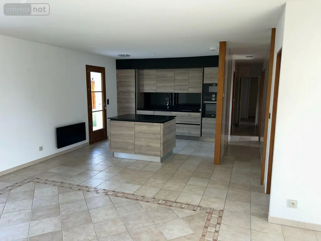 Location maison Saint-Laurent-Nouan 41220 Loir-et-Cher 41 95 m2 3 pièces 900 euros 41022/1388 008