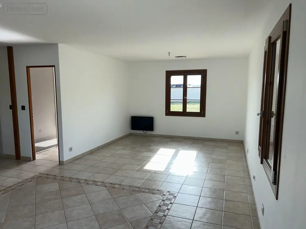 Location maison Saint-Laurent-Nouan 41220 Loir-et-Cher 41 95 m2 3 pièces 900 euros 41022/1388 009