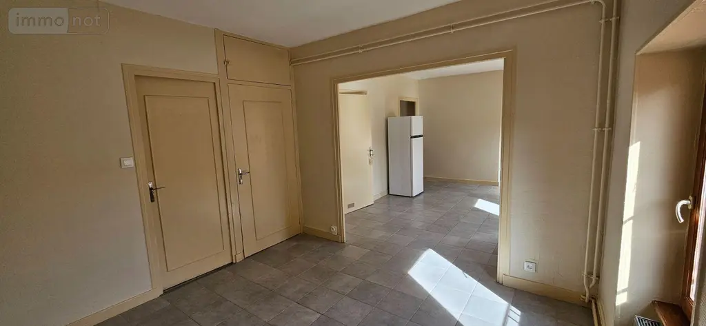 Location appartement Cuisery 71290 Saône-et-Loire 71 32 m2 1 pièce 380 euros STUDIO-CUISERY 003