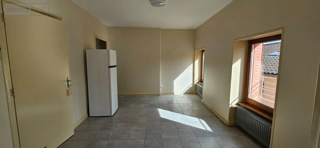 Location appartement Cuisery 71290 Saône-et-Loire 71 32 m2 1 pièce 380 euros STUDIO-CUISERY 004