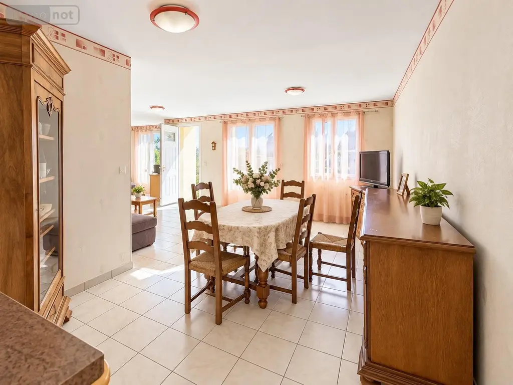 Maison a vendre Chinon 37500 Indre-et-Loire 37 100 m2 4 pièces 253600 euros 37049-163 002