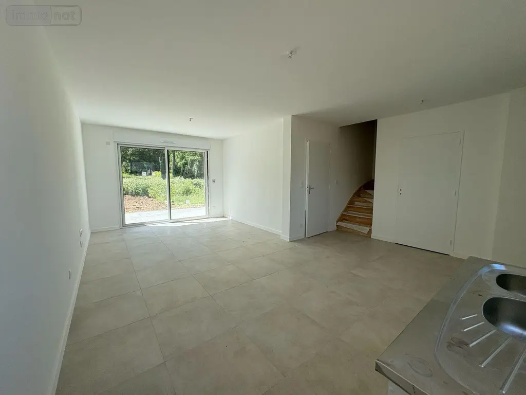 Location maison Bains-sur-Oust 35600 Ille-et-Vilaine 35 88 m2 5 pièces 990 euros 009/1385 003