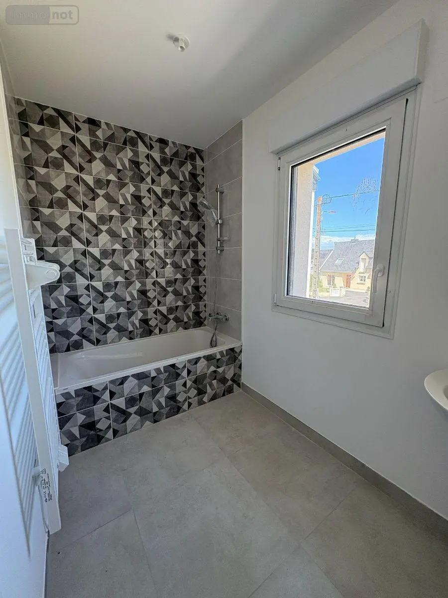 Location maison Bains-sur-Oust 35600 Ille-et-Vilaine 35 88 m2 5 pièces 990 euros 009/1385 005