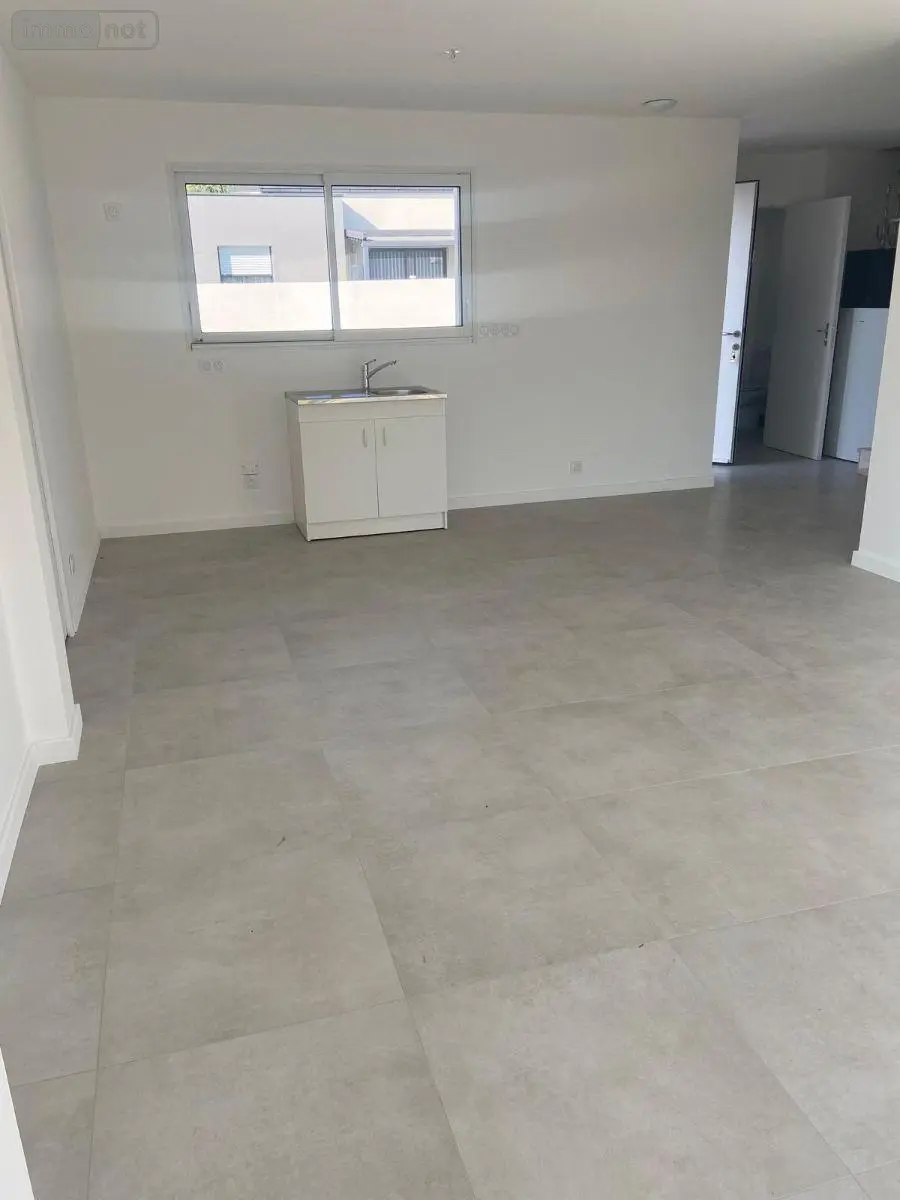 Location maison Saint-Nicolas-de-Redon 44460 Loire-Atlantique 44 80 m2 5 pièces 1020 euros 009/1386 003