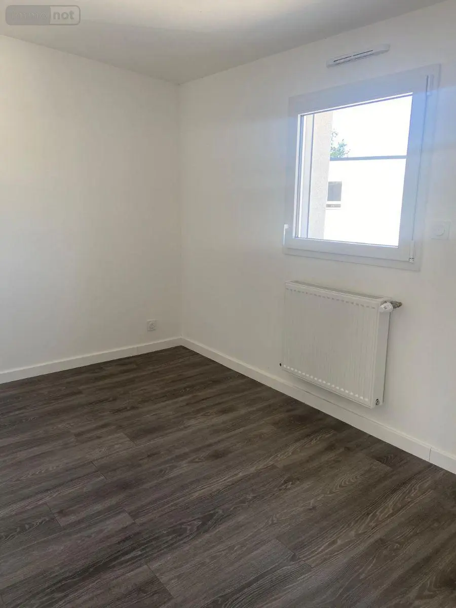 Location maison Saint-Nicolas-de-Redon 44460 Loire-Atlantique 44 80 m2 5 pièces 1020 euros 009/1386 008