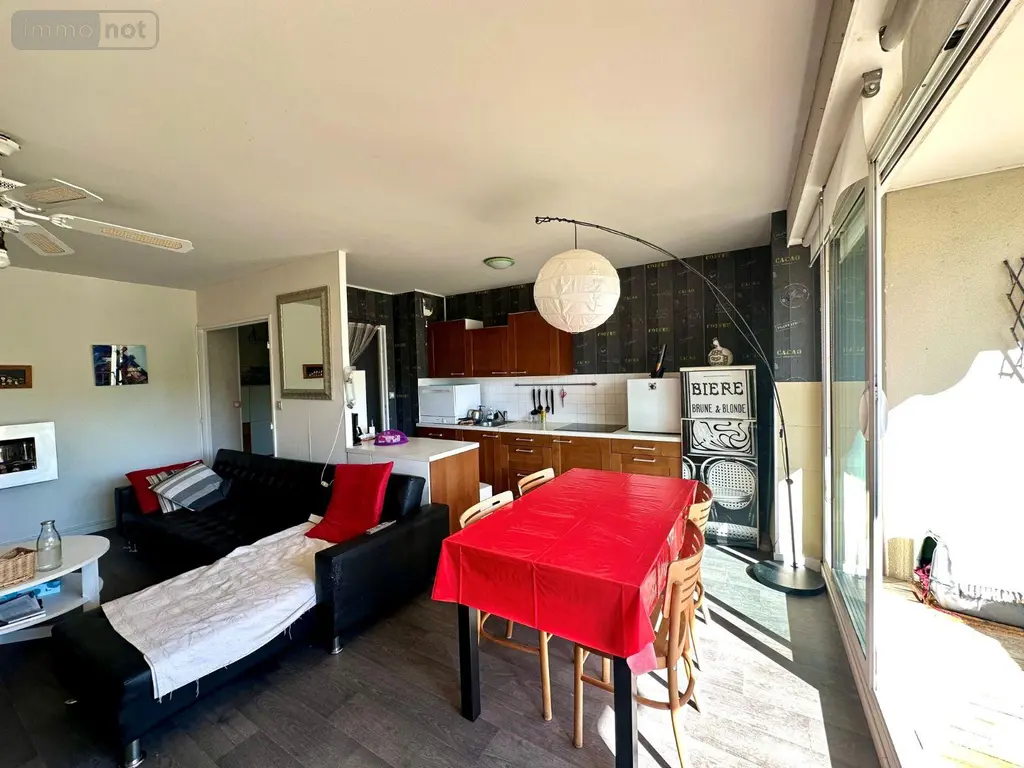 Appartement a vendre Rennes 35000 Ille-et-Vilaine 35 65 m2 3 pièces 146600 euros 11747/588 004