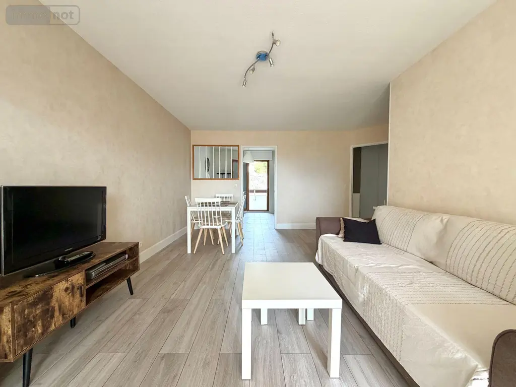 Appartement a vendre Bassens 73000 Savoie 73 52 m2 2 pièces 205000 euros 73007-248 004